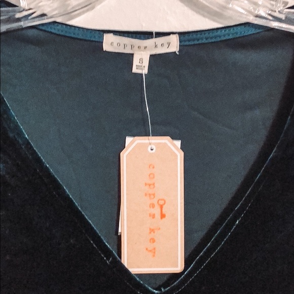 Copper Key green velvet dress NWT size S - Picture 3 of 3